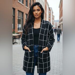 Carolyn Taylor Elegant Black & White Grid Pattern Open Front Coatigan Size M